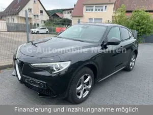 Alfa Romeo Stelvio Super Q4*Xenon*Navi*CAM*ACC*ShZ*1.Hand