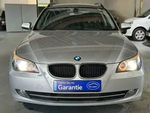 BMW 520 D Touring*Auto.*Navi*AHK*Sitzh.*Checkheftge.* Bild 2