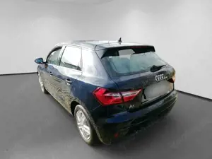 Audi A1 30 Sportback 1.0.TFSI Virtual SpoSi Lane Navi Bild 4