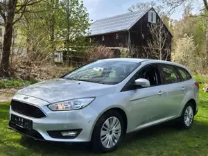 Ford Focus Business SHZ*LHZ*NAVI*PARKASSIST*