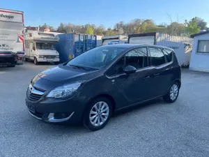 Opel Meriva 1.4 Turbo Drive*SHZ*LHZ*PDC*RENTNERFZG*