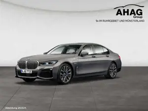 BMW 745 e iPerformance Limousine