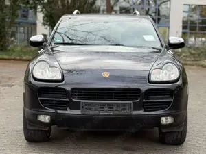 Porsche Cayenne Basis 3.2 Liter , Neu Tüv .