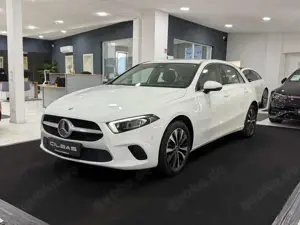 Mercedes-Benz A 250 e 8G STYLE*MBUX*LED*CARPLAY*SPUR*1.HAND* Bild 2