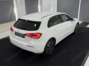 Mercedes-Benz A 250 e 8G STYLE*MBUX*LED*CARPLAY*SPUR*1.HAND* Bild 5