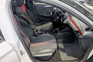 Opel Corsa -e Elektro GS *LED*Pano*Navi* Bild 5