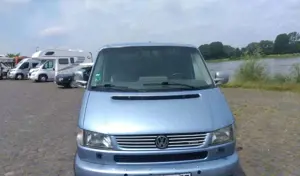 Volkswagen T4 Caravelle TDI 7DK2Y2