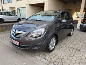Opel Meriva B 1,4 Innovation *Pano*Navi*AHK*
