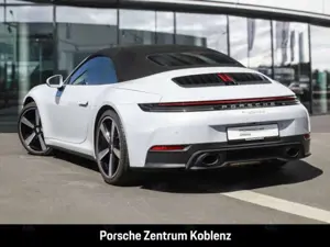 Porsche 992 -2 (911) Carrera Cabriolet Bild 3
