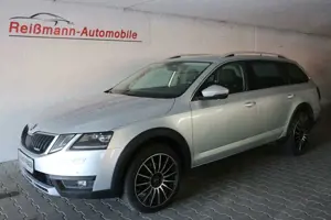 Skoda Octavia Combi Scout 4x4, LED, Navi, Camera, ACC