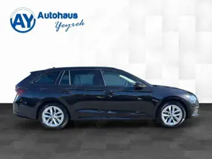 Skoda Octavia 2.0 TDI DSG Combi Style *AHK*APP*NAV*ACC Bild 4