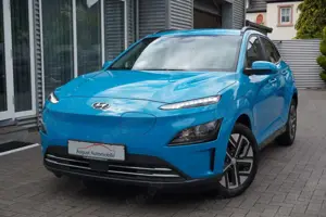 Hyundai KONA KONA Select 2WD Lenk+SHZ Key Kam ACC Carplay PDC