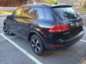 Volkswagen Touareg Touareg 3.0 V6 TDI Blue Motion DPF Automatik Exclusive, TÜV noch 14 Monaten, Bild 3