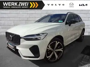 Volvo XC60 T6 R Design Plug-In AWD AHK PANO Google