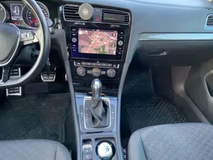 Volkswagen Golf Join  Automatik LED Bild 4
