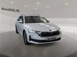Skoda Octavia Combi 2.0 TDI Balance Kamera/ACC/AHK/LED Bild 4