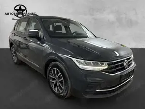 Volkswagen Tiguan 2.0TDI DSG Life NAVI LED KAMERA APP AHK