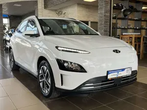 Hyundai KONA Select R.Cam dig.Cockpit SHZ LED ACC DAB