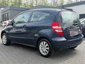 Mercedes-Benz A 150 A 150 Blau Klimaanlage Multi-Lenkrad HU/AU:NEU Bild 4