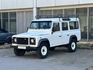 Land Rover Defender 90 Station~AHK~8-Sitzer~Klima~Leder