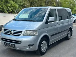 Volkswagen T5 Transporter T5 Bus Caravelle AUTOMATIK/ HU-NEU /STANDHEIZUNG