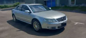 Volkswagen Phaeton 6.0 W12 4MOTION Automatik (4 Sitzer)