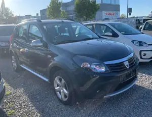 Dacia Sandero Sandero 1.6 MPI Stepway. Tüv Neu gute Zustand