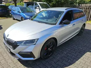 Skoda Octavia Combi 1.4 TSI DSG iV RS ACC HEAD-UP Navi