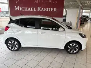 Hyundai i10 Trend Navi Kamera SHZ LHZ