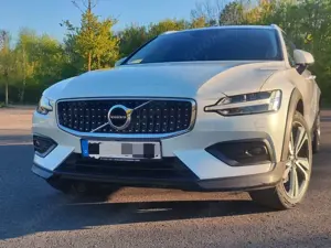 Volvo V60 Cross Country D4 AWD Standheizung