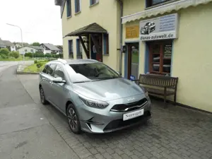 Kia Ceed SW / cee'd SW Ceed SW 1.5 T-GDINavi,Sitz-Lenkradheizung,Voll LED
