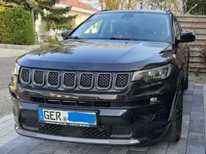 Jeep Compass Compass 1.3 T4 4xe PLUG-IN HYBRID Automatik Limited