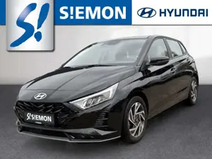 Hyundai i20 TREND RFK BOSE SHZ NAV Klimaautomatik
