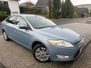 Ford Mondeo Ghia