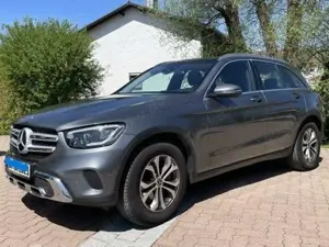 Mercedes-Benz GLC 220 GLC 220 d 4Matic 9G-TRONIC - 9 Pakete, PANO, AHK, VOLLLEDER, KAMERA