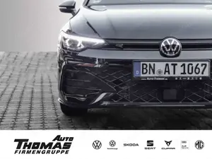 Volkswagen Golf VIII R-Line 2.0 TDI DSG IQ.LIGHT+ACC+AHK