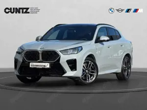 BMW X2 sDrive18d Panorama Anhängerk. IconicGlow Head-Up