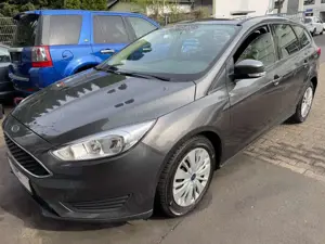 Ford Focus Turnier *KUPPLUNG DEFEKT! *LENKRADHEIZUNG Bild 2