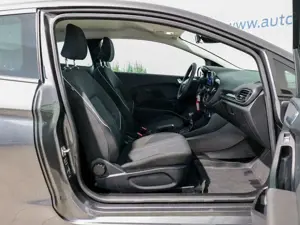 Ford Fiesta CoolConnect 1.1l +PDC+KAMERA+SHZ Bild 2