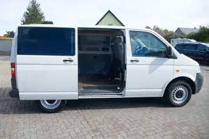 Volkswagen T5 Transporter 2.5  Wohnmobilzulassung Bild 5