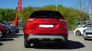 Mitsubishi Eclipse Cross 2.4 PHEV Plus Aut. LED Navi AHK Bild 4