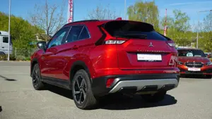 Mitsubishi Eclipse Cross 2.4 PHEV Plus Aut. LED Navi AHK Bild 3