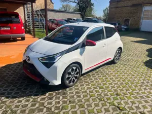 Toyota Aygo x-play connect