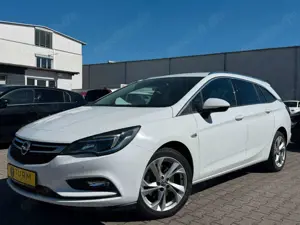 Opel Astra K Innovation Automatik|AHK|ACC|Kam|NAV|SHZ