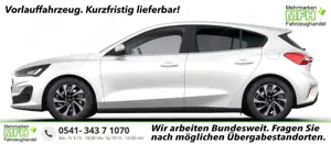 Ford Focus Titanium X ACC Nav LED Kam TotW KeyFree 92 kW (...
