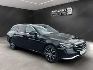 Mercedes-Benz E 300 de ALLRAD Distro*360*Sdach*elesitz*2zonen*