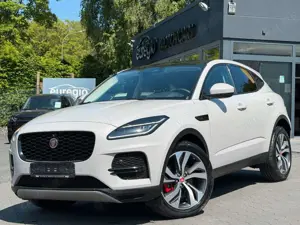 Jaguar E-Pace E-PACE SE AWD Aut. 1 Hand - LED - Panorama ///