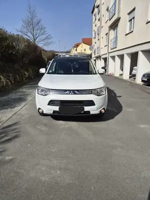 Mitsubishi Outlander 2.2 DI-D 4WD Automatik Instyle