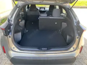 Toyota Yaris Cross 1,5 Hybrid Team D SHZ Kamera  Alu Bild 5
