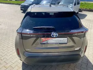 Toyota Yaris Cross 1,5 Hybrid Team D SHZ Kamera  Alu Bild 4